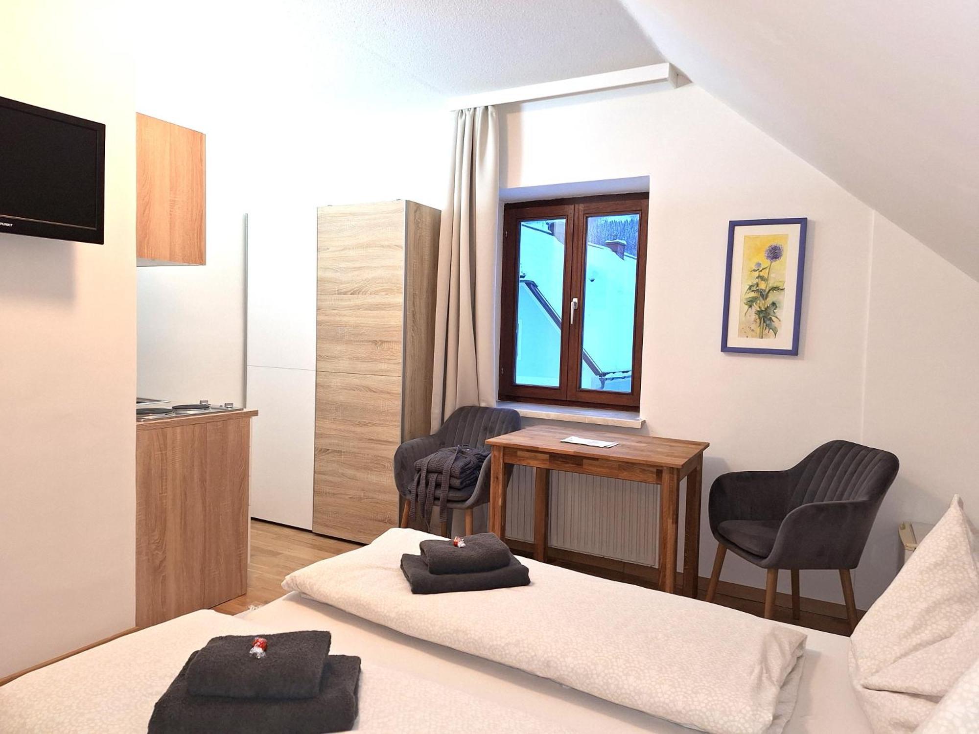 Goessl, Apartement Und Doppelzimmer Mariazell Exterior foto